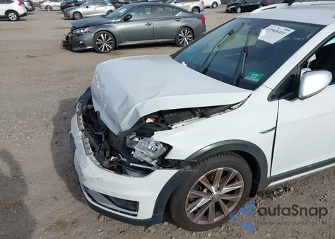 2018 Volkswagen Golf Alltrack Tsi S/Tsi Se from USA, damaged, VIN 3VWM17AU2JM767675
